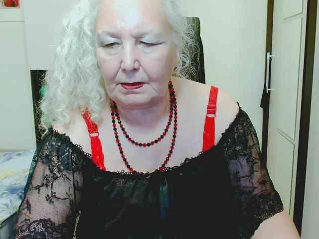 Model: GrannyWants