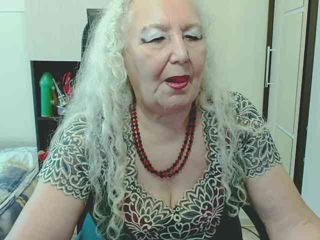 Model: GrannyWants