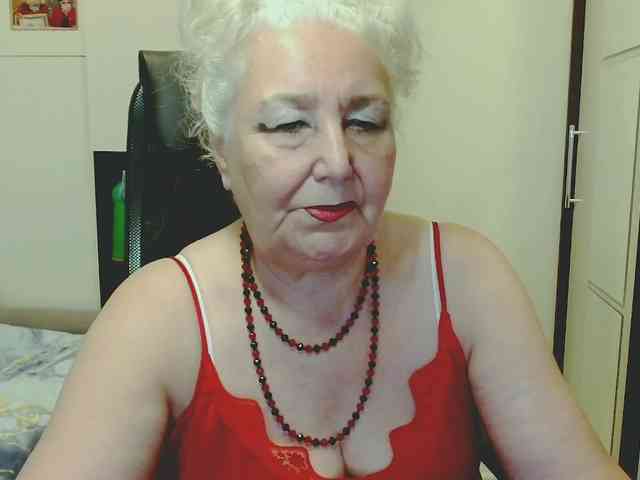 grannywants Live Webcam on BongaCams