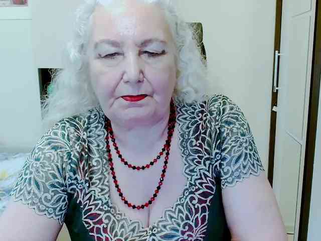 Model: GrannyWants