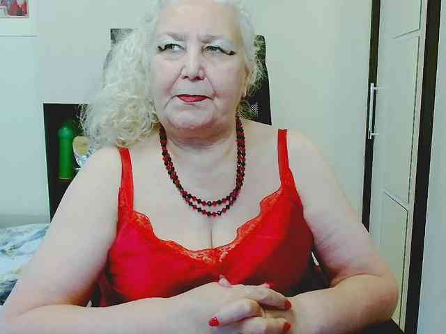 Model: GrannyWants
