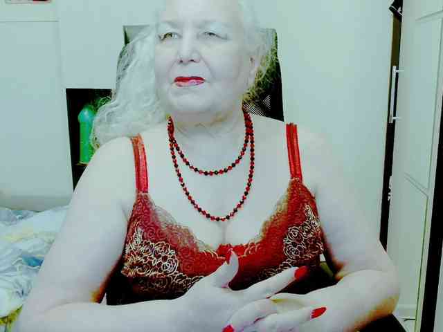 Model: GrannyWants