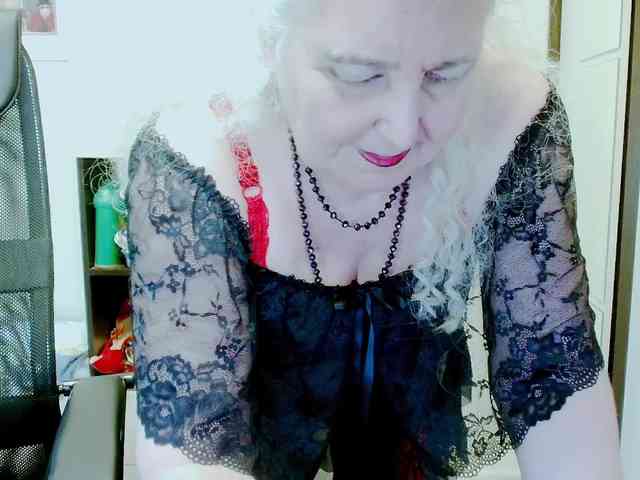 Model: GrannyWants