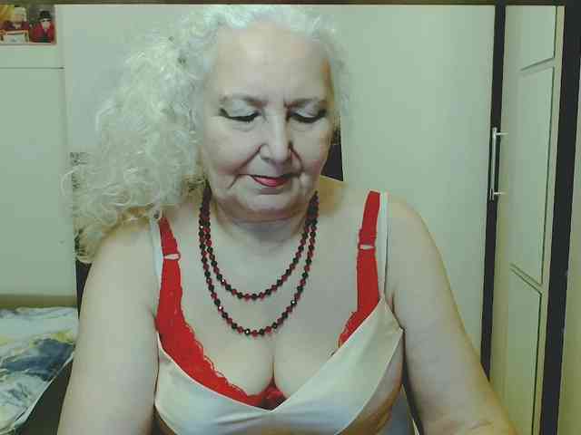 GrannyWants webcam