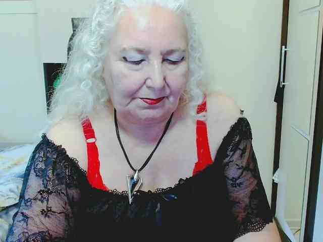 GrannyWants webcam