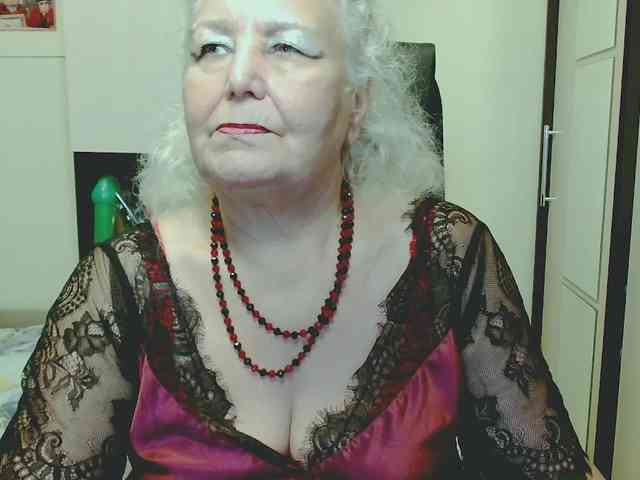 Model: GrannyWants