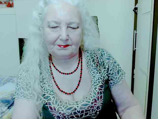 GrannyWants webcam