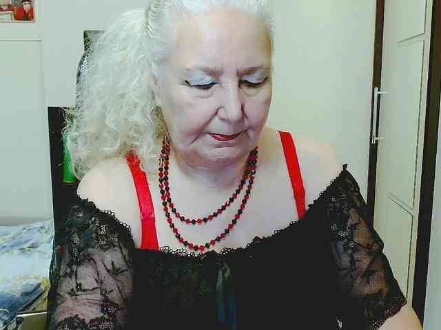 Model: GrannyWants