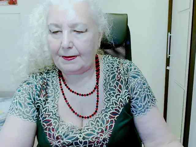 Model: GrannyWants
