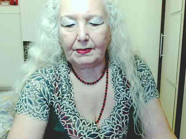 Model: GrannyWants