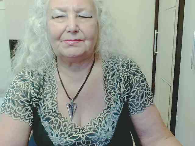 GrannyWants webcam