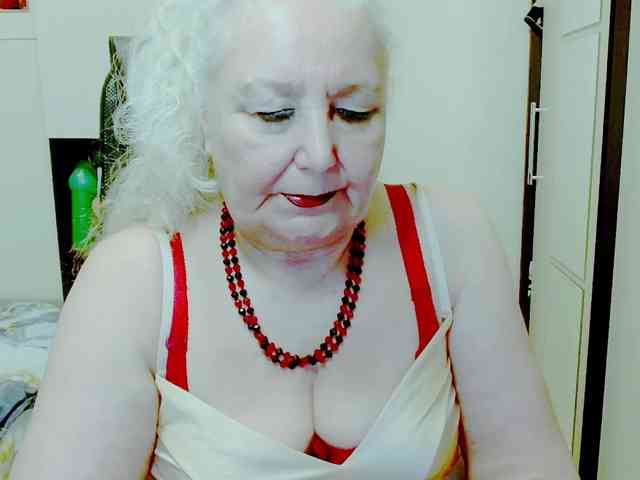 Model: GrannyWants
