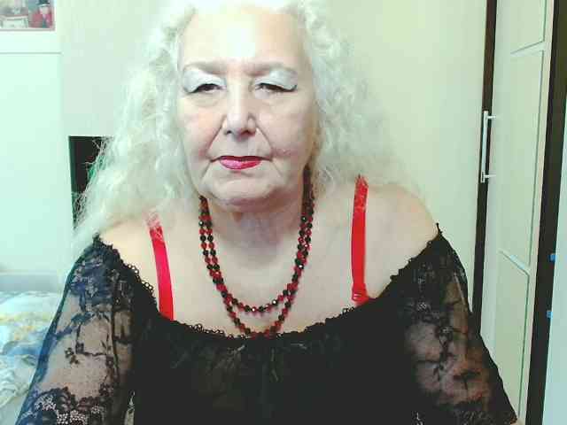 Model: GrannyWants