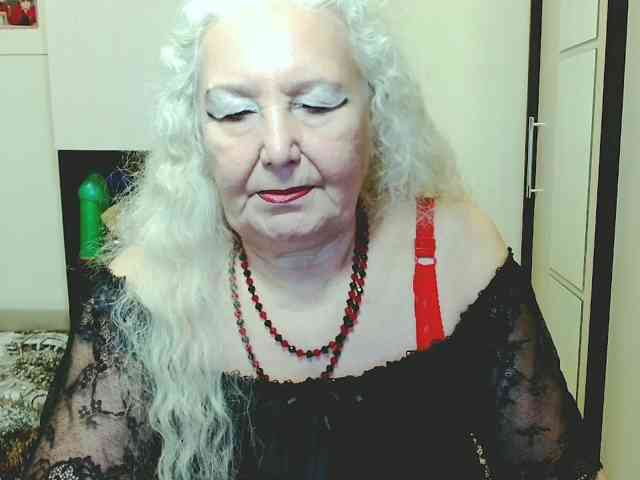 Model: GrannyWants