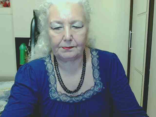 Model: GrannyWants