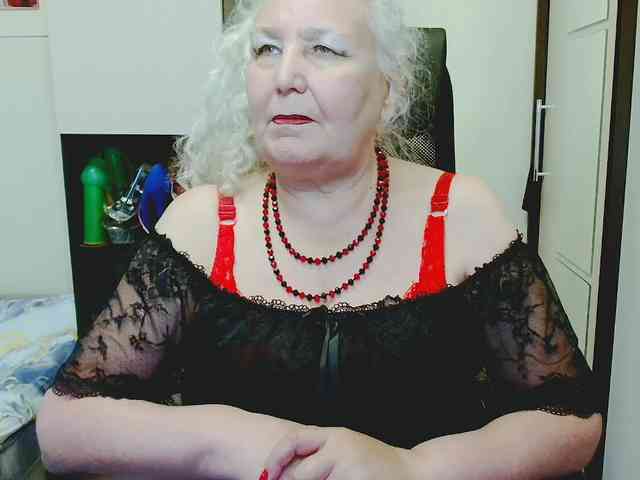 GrannyWants webcam