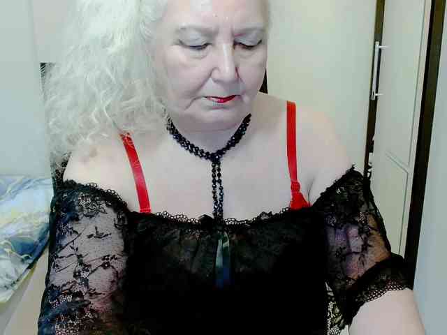 GrannyWants webcam