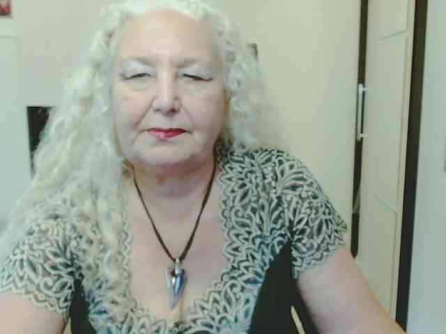 Model: GrannyWants