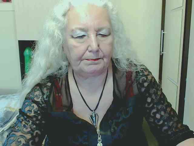Model: GrannyWants
