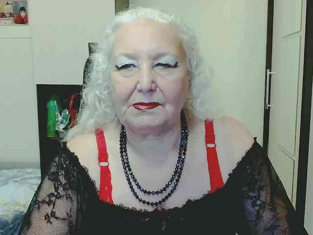 Model: GrannyWants