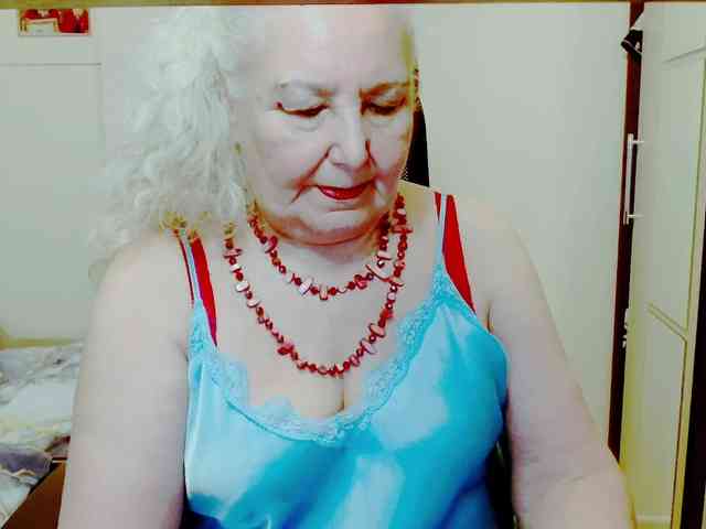 GrannyWants webcam