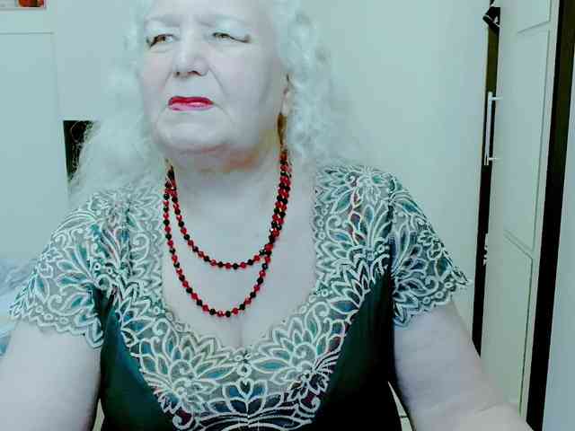 GrannyWants webcam
