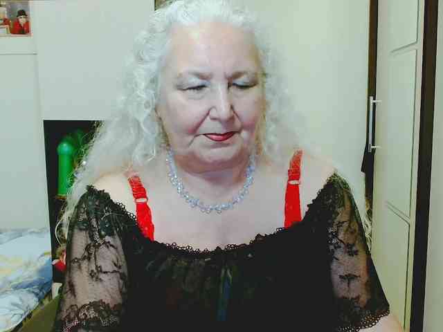 Model: GrannyWants