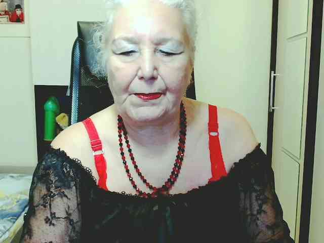 Model: GrannyWants