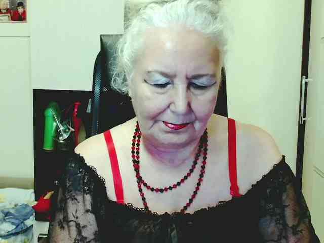 Model: GrannyWants