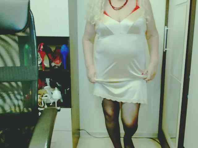 Model: GrannyWants