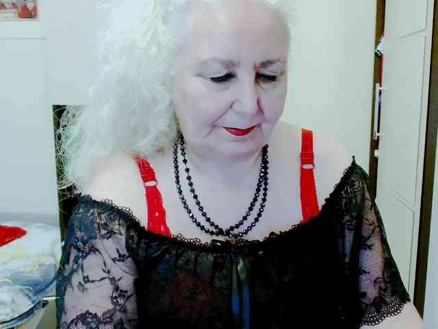 GrannyWants webcam