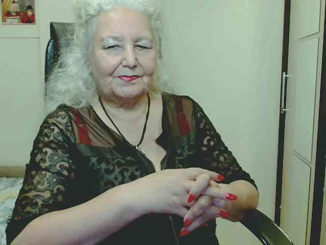 Model: GrannyWants