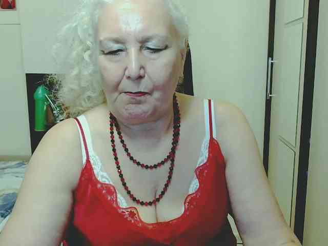 GrannyWants webcam