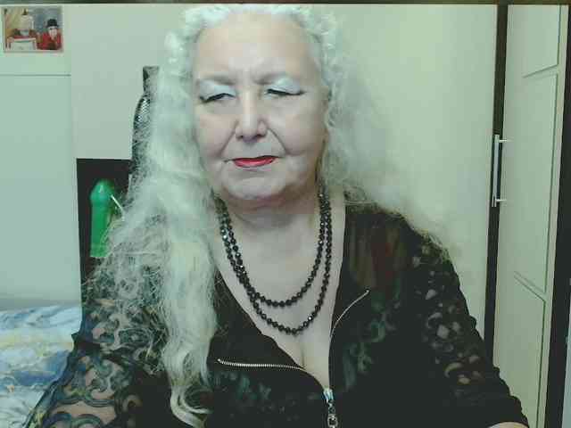 Model: GrannyWants