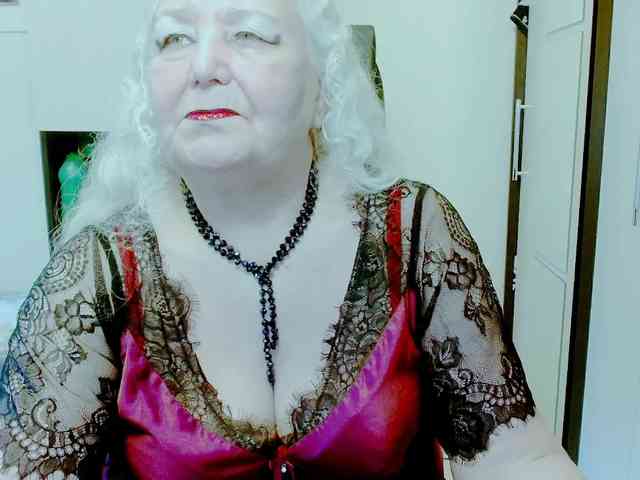 GrannyWants webcam