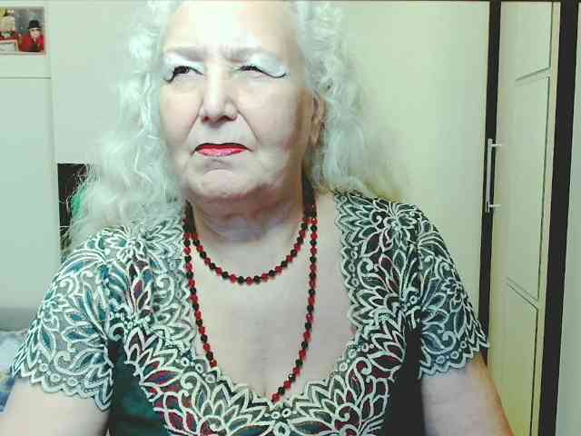 Model: GrannyWants