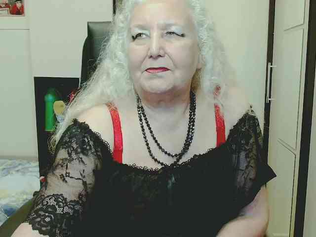 Model: GrannyWants