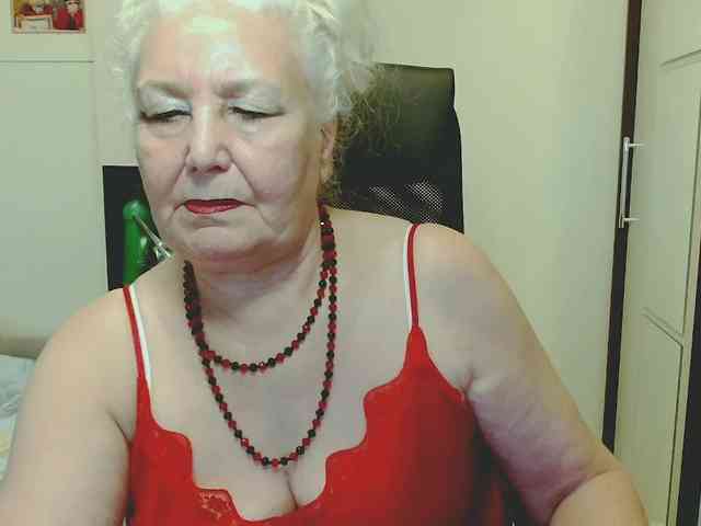 grannywants's live room