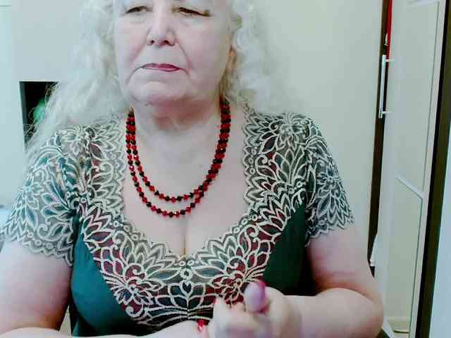Model: GrannyWants