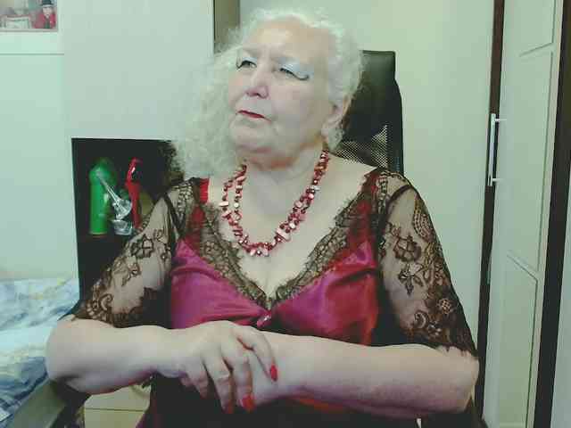 Model: GrannyWants