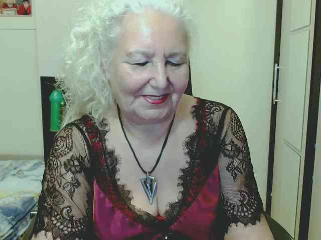 Model: GrannyWants