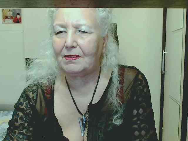 Model: GrannyWants