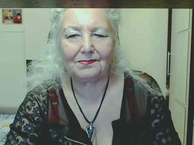Model: GrannyWants