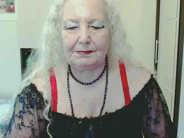 Model: GrannyWants