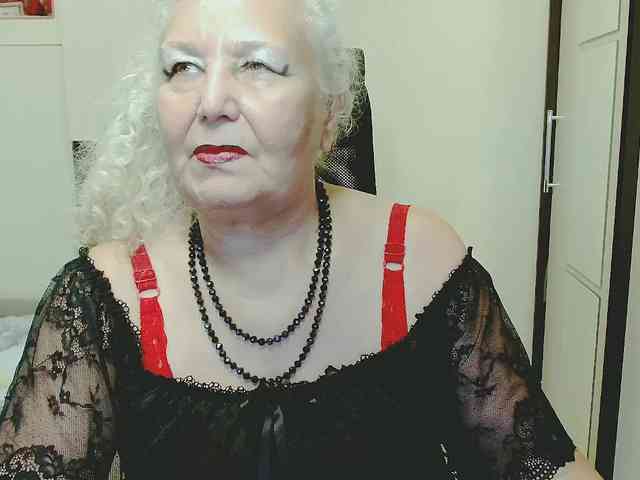 Model: GrannyWants