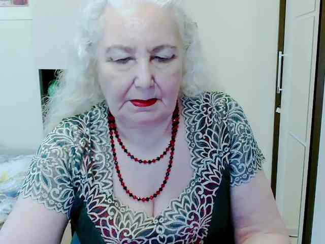 Model: GrannyWants