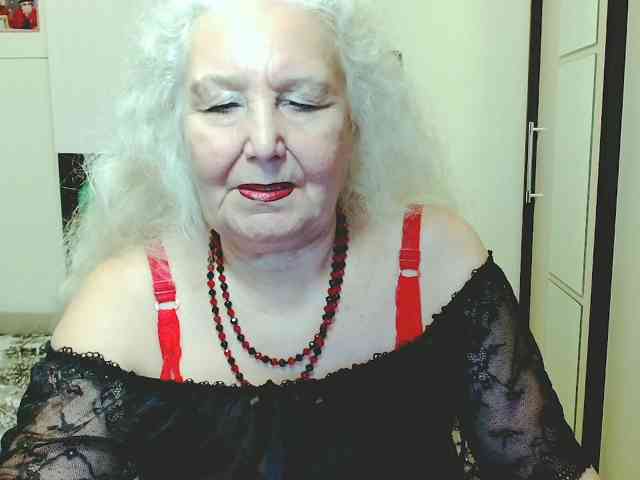 Model: GrannyWants