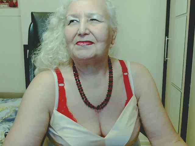 GrannyWants webcam