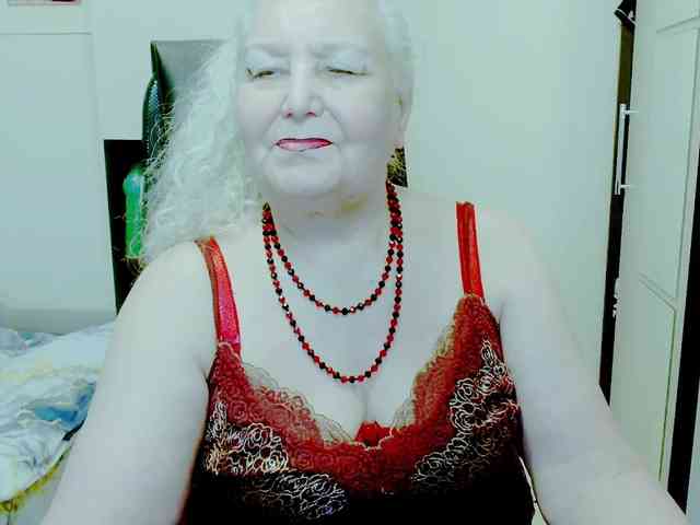 Model: GrannyWants