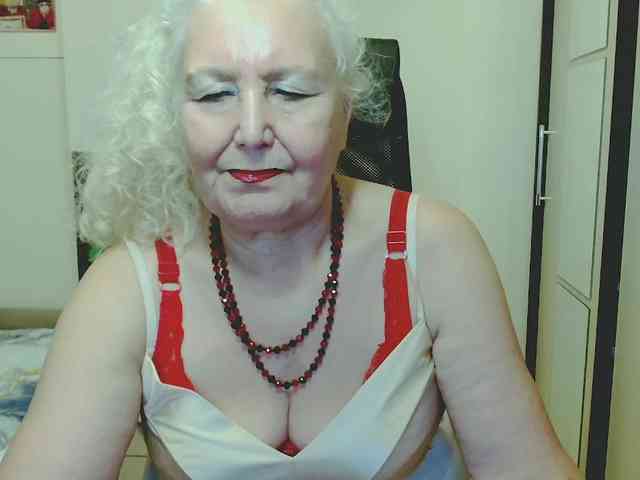 Model: GrannyWants